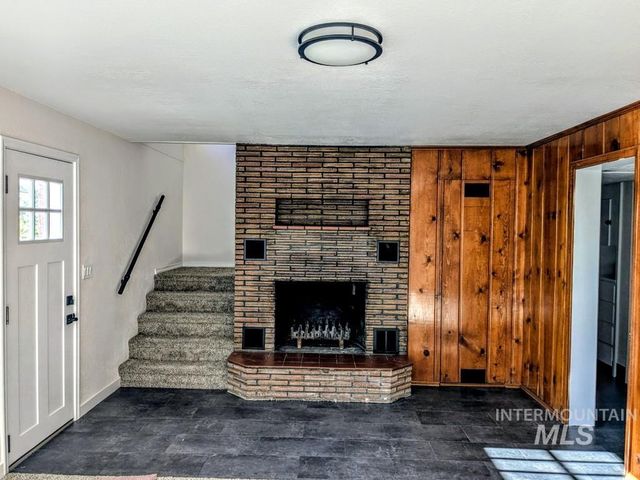 165 W Horizon Dr, Boise, ID 83702
