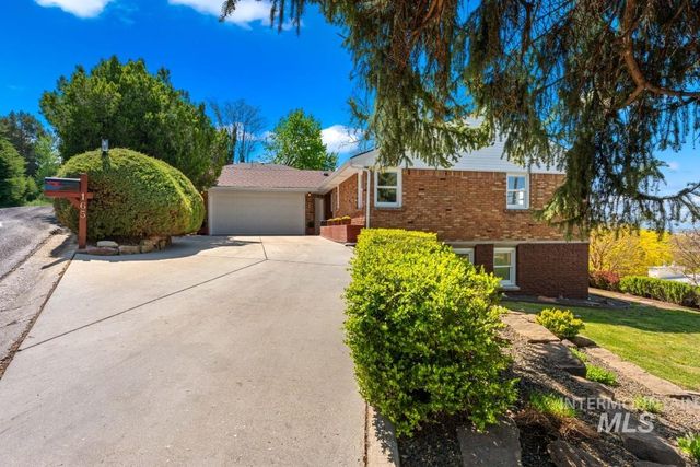 165 W Horizon Dr, Boise, ID 83702