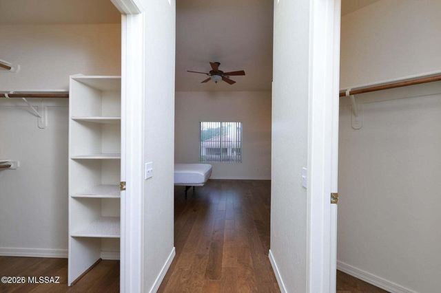 13575 N Holly Grape Drive, Marana, AZ 85658