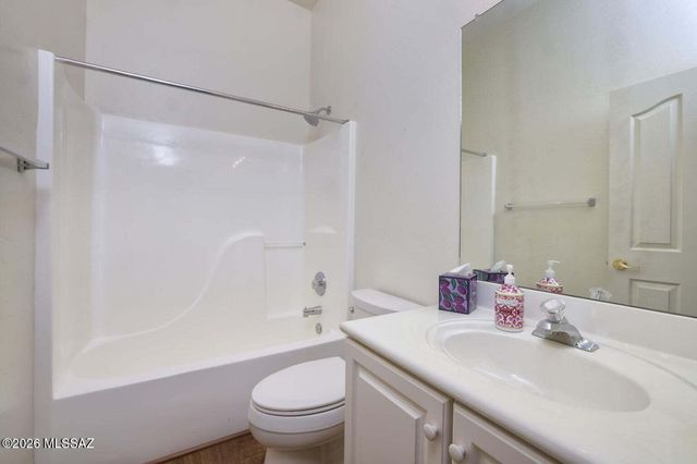 13575 N Holly Grape Drive, Marana, AZ 85658