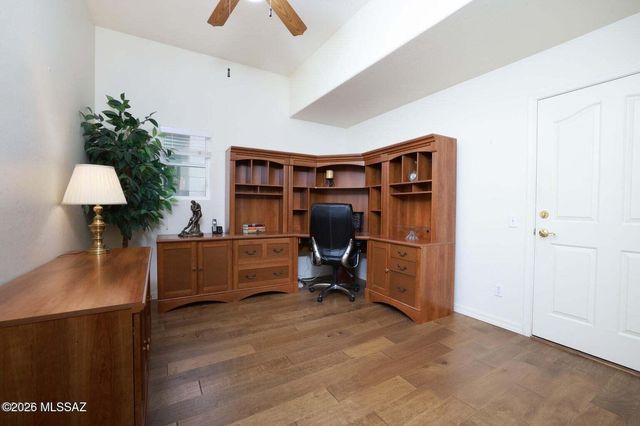 13575 N Holly Grape Drive, Marana, AZ 85658