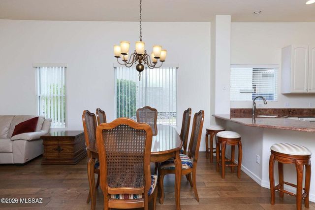 13575 N Holly Grape Drive, Marana, AZ 85658