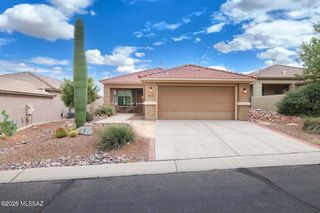 13575 N Holly Grape Drive, Marana, AZ 85658