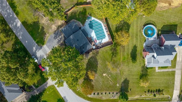 111 Trimingham Road, New Albany, IN 47150