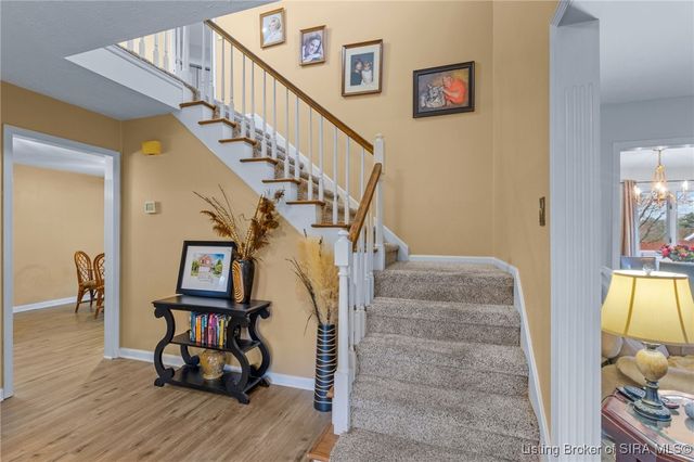 111 Trimingham Road, New Albany, IN 47150