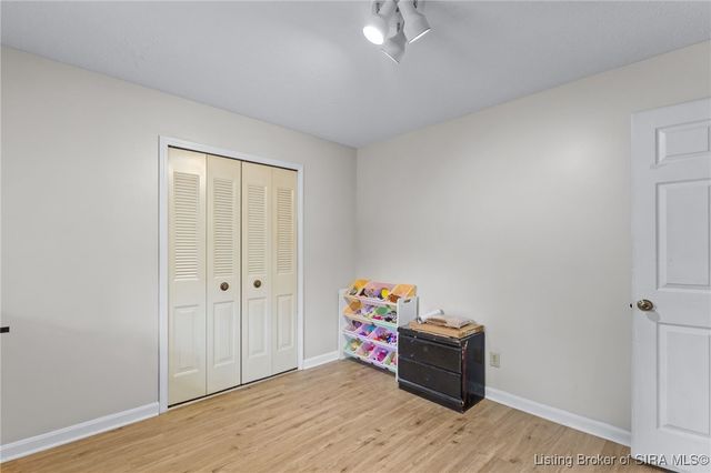 111 Trimingham Road, New Albany, IN 47150