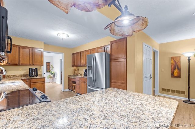 111 Trimingham Road, New Albany, IN 47150