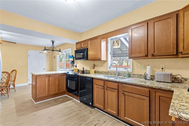 111 Trimingham Road, New Albany, IN 47150