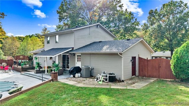 111 Trimingham Road, New Albany, IN 47150