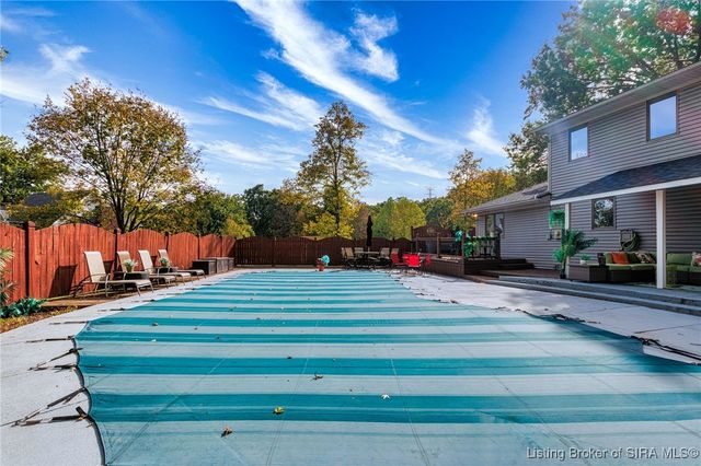 111 Trimingham Road, New Albany, IN 47150