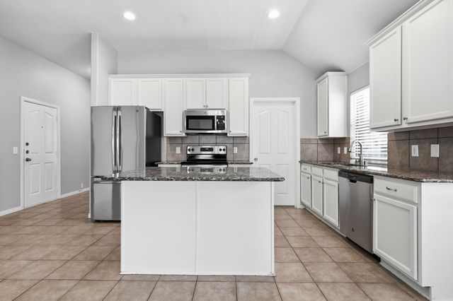 636 Brooks Street, Crowley, TX 76036