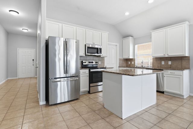 636 Brooks Street, Crowley, TX 76036