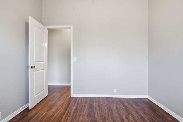 636 Brooks Street, Crowley, TX 76036