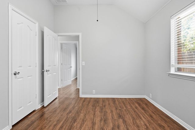 636 Brooks Street, Crowley, TX 76036