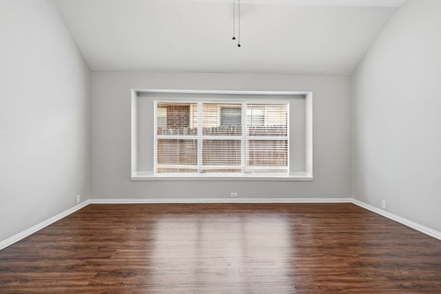 636 Brooks Street, Crowley, TX 76036