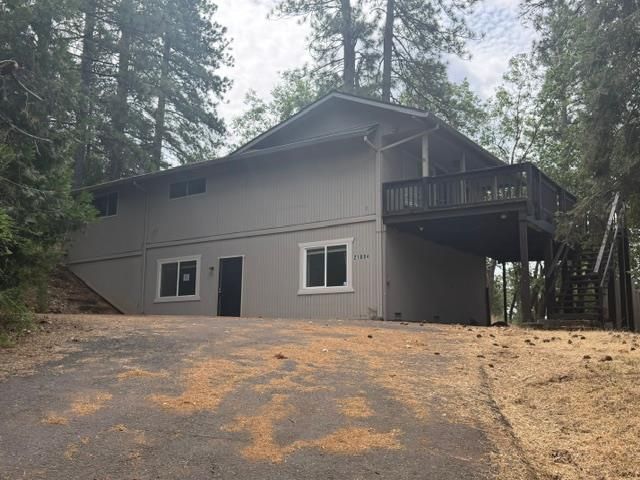 21084 Hilltop Rd, Pine Grove, CA 95665