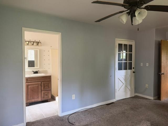 21084 Hilltop Rd, Pine Grove, CA 95665