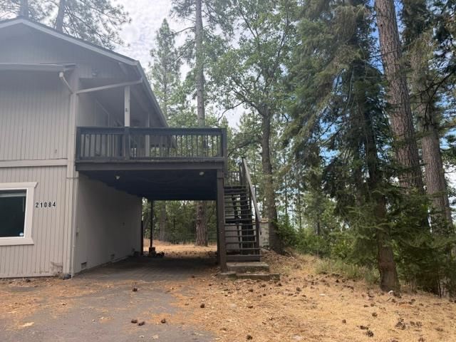 21084 Hilltop Rd, Pine Grove, CA 95665