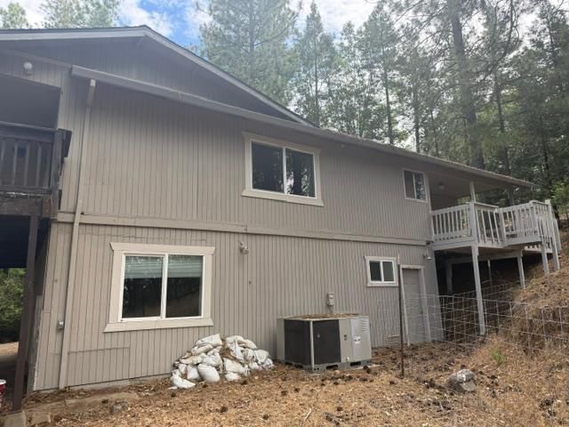 21084 Hilltop Rd, Pine Grove, CA 95665