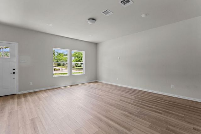 3125 N Lumber Street, Fort Worth, TX 76112