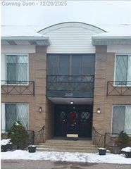 25230 Southfield Road 205, Southfield, MI 48075