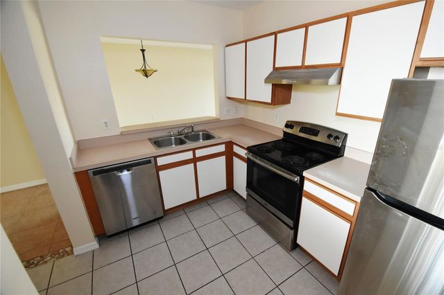 9612 SEADALE COURT 201, Riverview, FL 33578