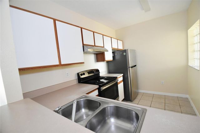 9612 SEADALE COURT 201, Riverview, FL 33578