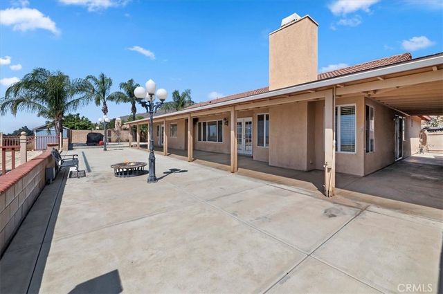 5608 Via Escalante, Jurupa Valley, CA 92509