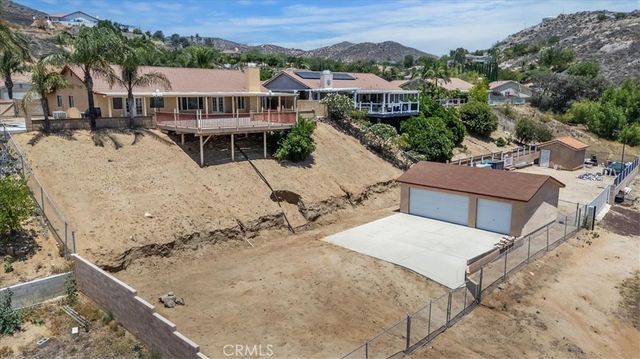 5608 Via Escalante, Jurupa Valley, CA 92509