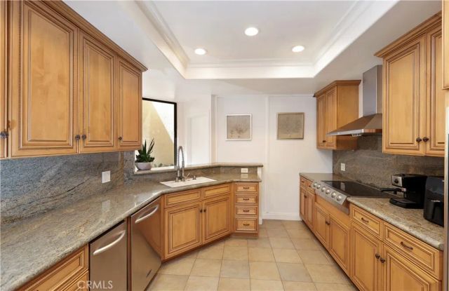 2235 Century Hill, Los Angeles, CA 90067