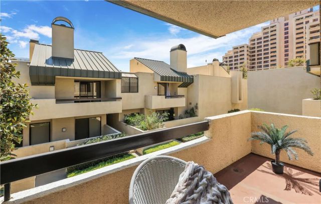 2235 Century Hill, Los Angeles, CA 90067