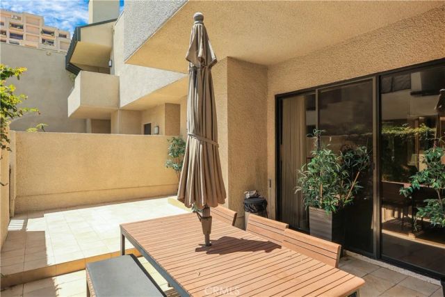 2235 Century Hill, Los Angeles, CA 90067
