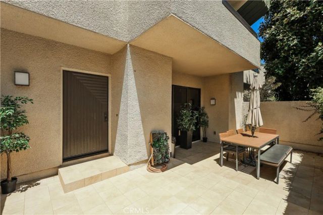 2235 Century Hill, Los Angeles, CA 90067
