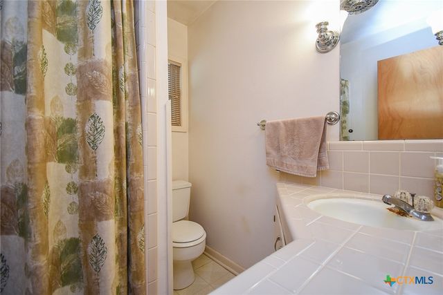 1510 Michael Street, El Campo, TX 77437