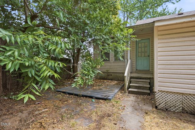 2716 Knowles Street, Raleigh, NC 27603