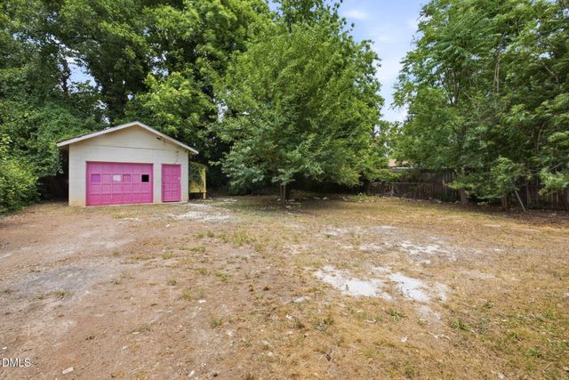 2716 Knowles Street, Raleigh, NC 27603