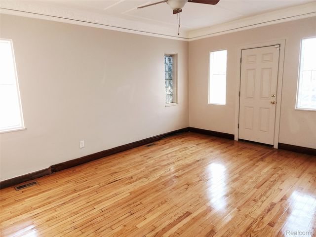 3840 Cortland Street, Detroit, MI 48206