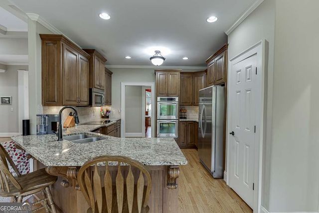 411 Meadow Lake Terrace, Hoschton, GA 30548