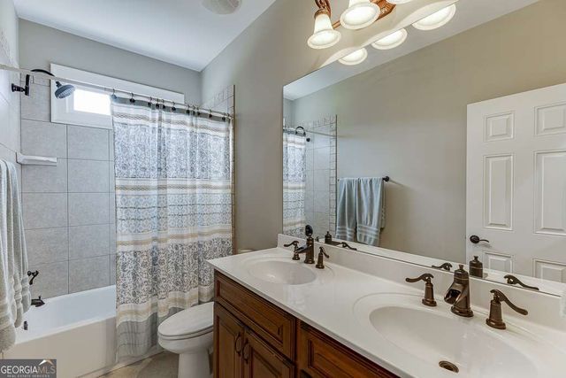 411 Meadow Lake Terrace, Hoschton, GA 30548