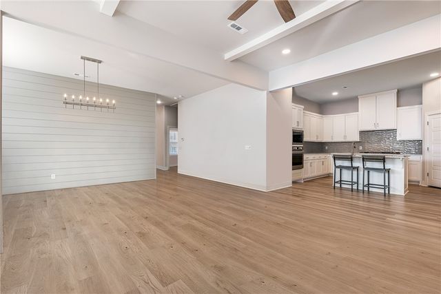 6207 SW Prism Path Street, Bentonville, AR 72713