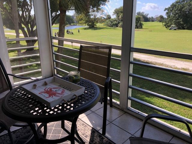 2671 S Course Drive 204, Pompano Beach, FL 33069