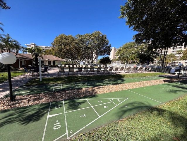 2671 S Course Drive 204, Pompano Beach, FL 33069