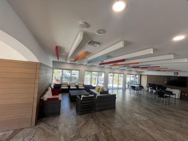 2671 S Course Drive 204, Pompano Beach, FL 33069