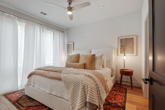 303 31st Ave N Apt 206, Nashville, TN 37203