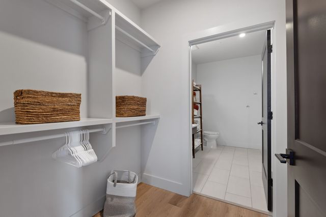 303 31st Ave N Apt 206, Nashville, TN 37203