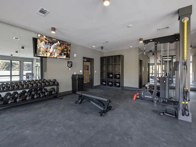 303 31st Ave N Apt 206, Nashville, TN 37203