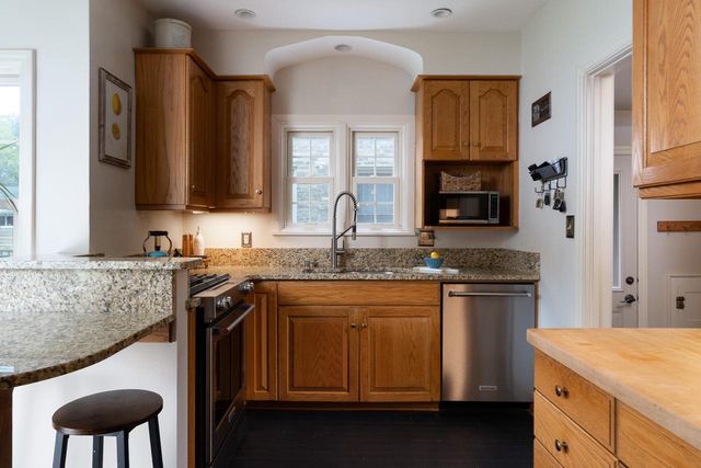 2456 N 85th STREET, Wauwatosa, WI 53226