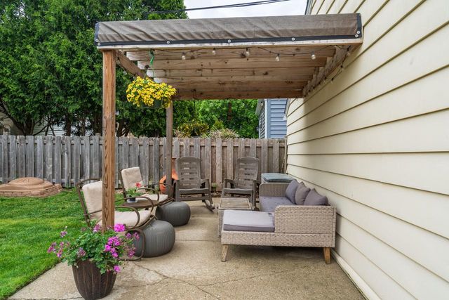 2456 N 85th STREET, Wauwatosa, WI 53226