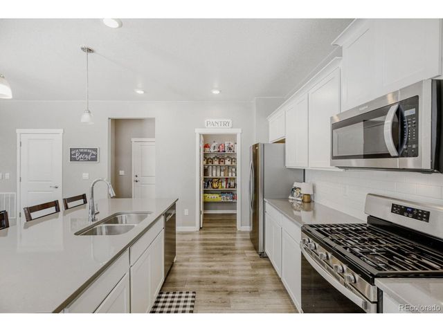 333 N 64th Ave, Greeley, CO 80634