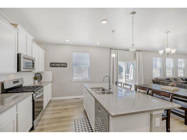 333 N 64th Ave, Greeley, CO 80634